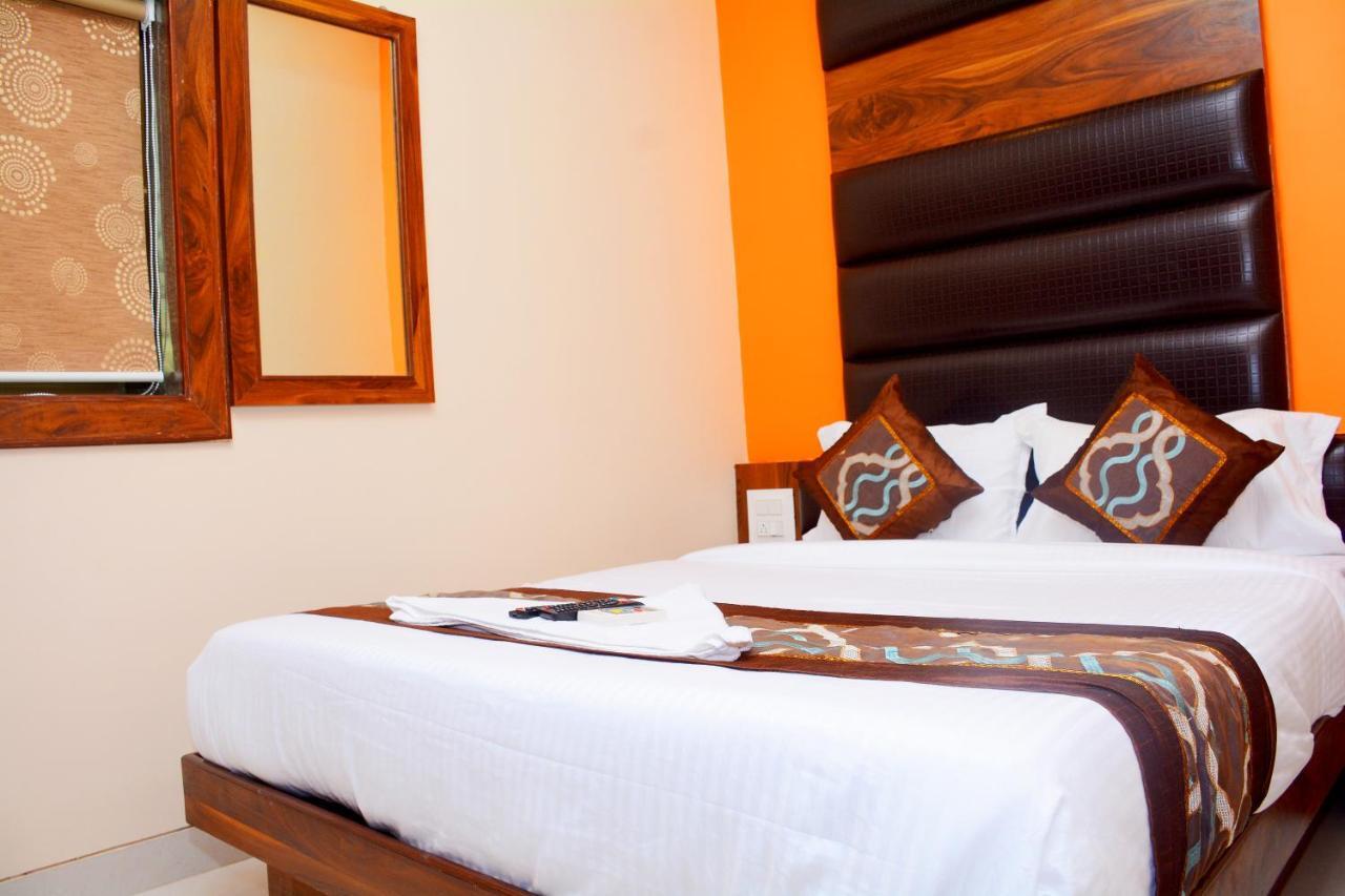 Hotel Nest N Rest - Bombaim Exterior foto