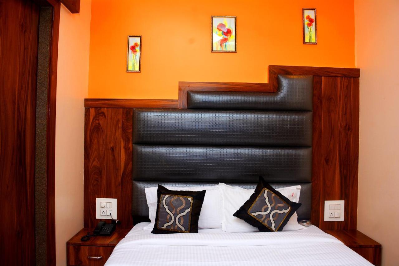 Hotel Nest N Rest - Bombaim Exterior foto